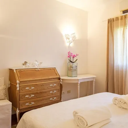 Cala Del Faro-porto Cervolettini E Ombrelloni Free Apartment
